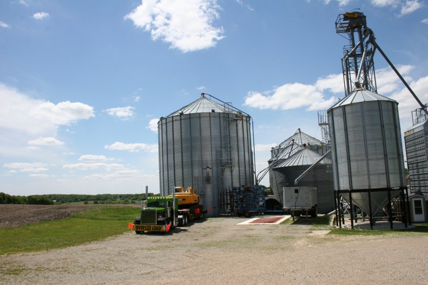 Sunday drive, grain complex