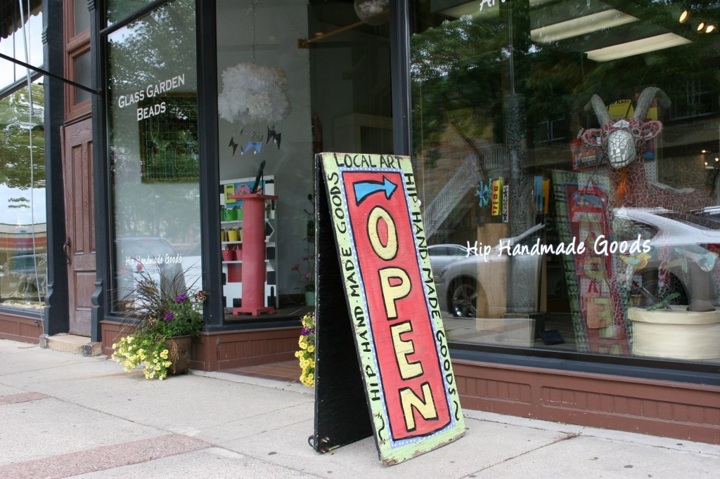Attractive sandwich board signage