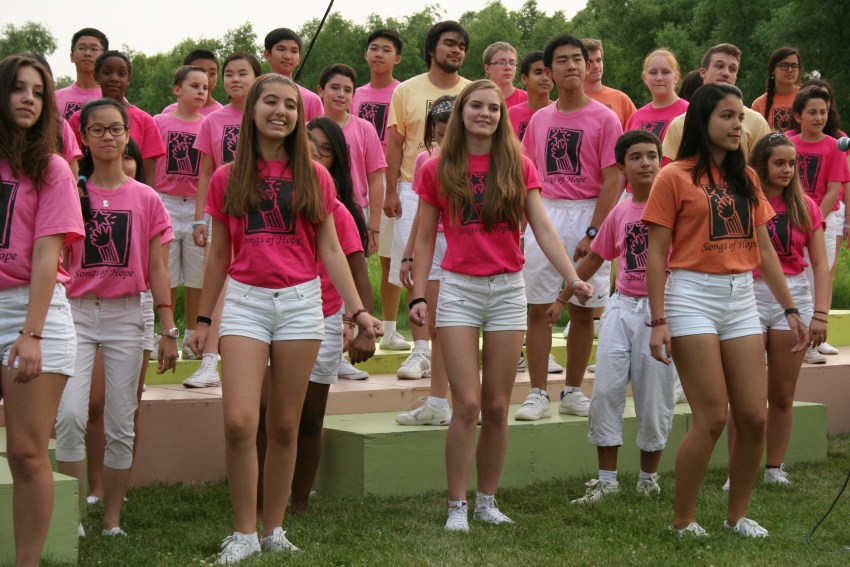 The performers focused on hope, like their name.