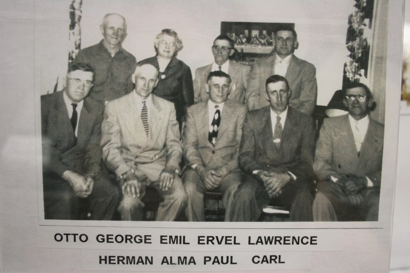 The Karl Jr. and Anna Bode siblings, including my grandfather, Lawrence, right front.