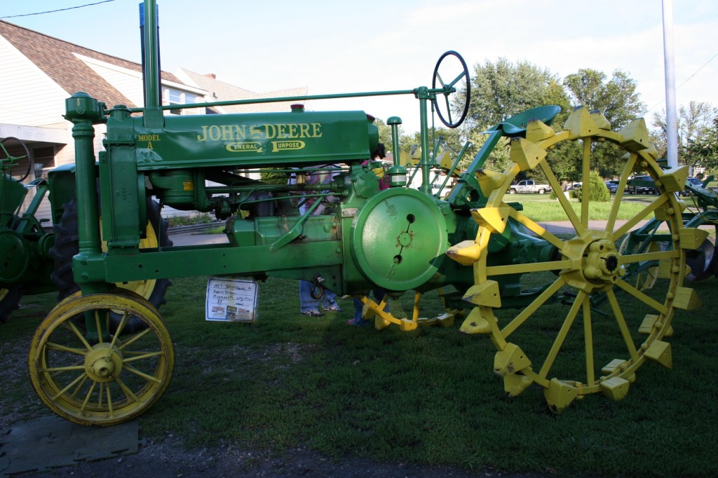 The oldest tractor, a 1937 John Deere A, at Lakeview.