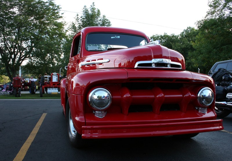 A sweet vintage Ford.