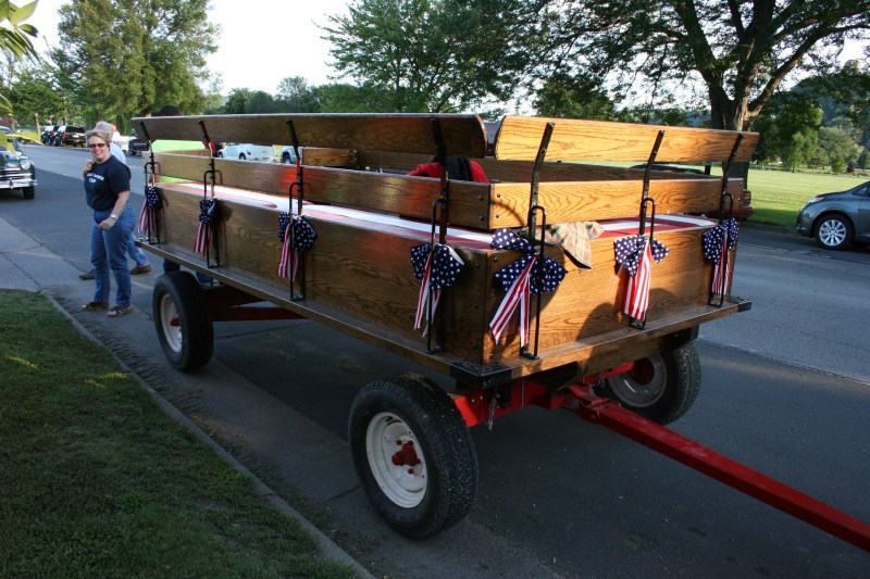 Attendees could go on a tractor-pulled wagon ride through the park across the street.
