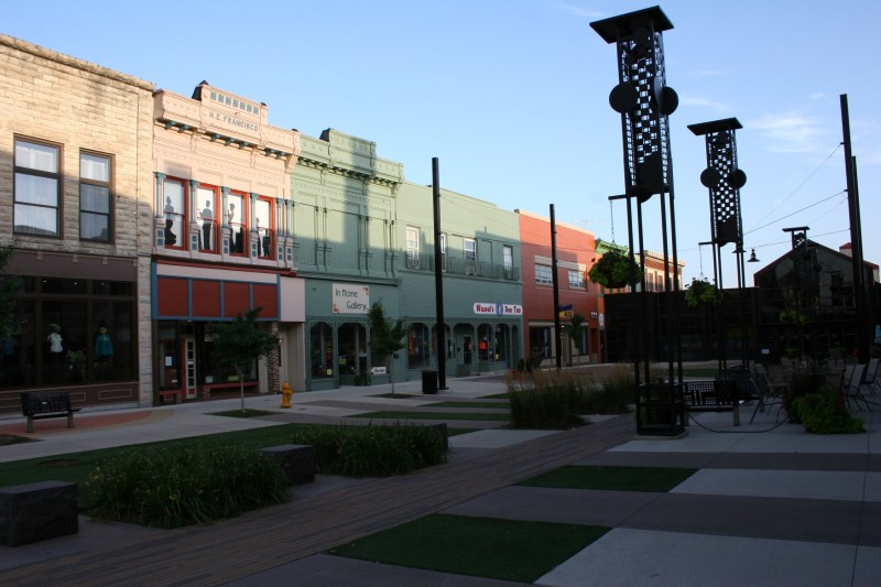 The Plaza presents a welcoming and inviting spot to linger in the heart of downtown Mason City.