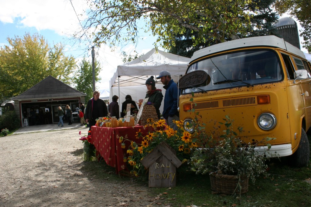 Homestead apiaries sells honey, beeswax candles and more.