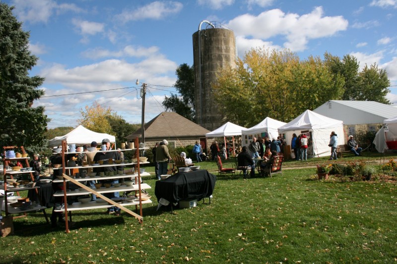 An overview of the craft fair.