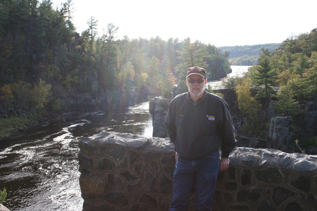 Randy poses at the scenic overlook.