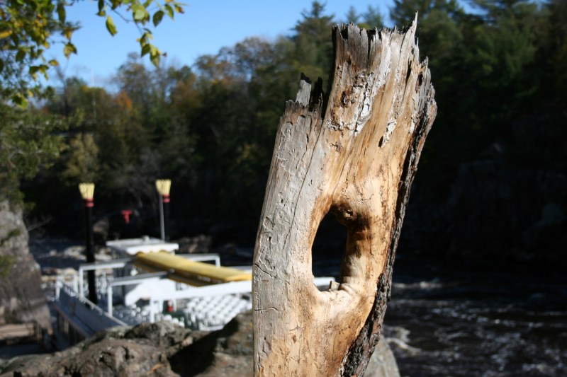 Nature's peephole with the Taylor Falls Princess awaiting passengers in the river below.