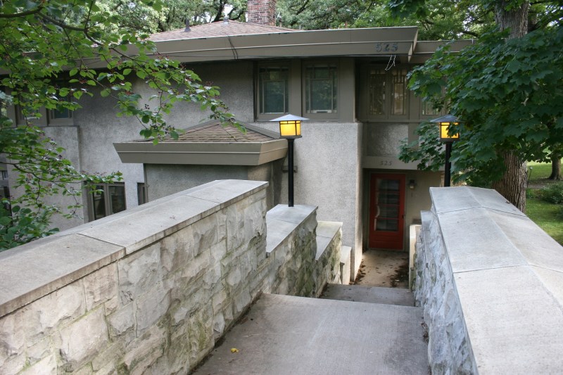 A view of the 1915 Sam Schneider House at 525 E. State Street and designed by Walter Burley Griffin.