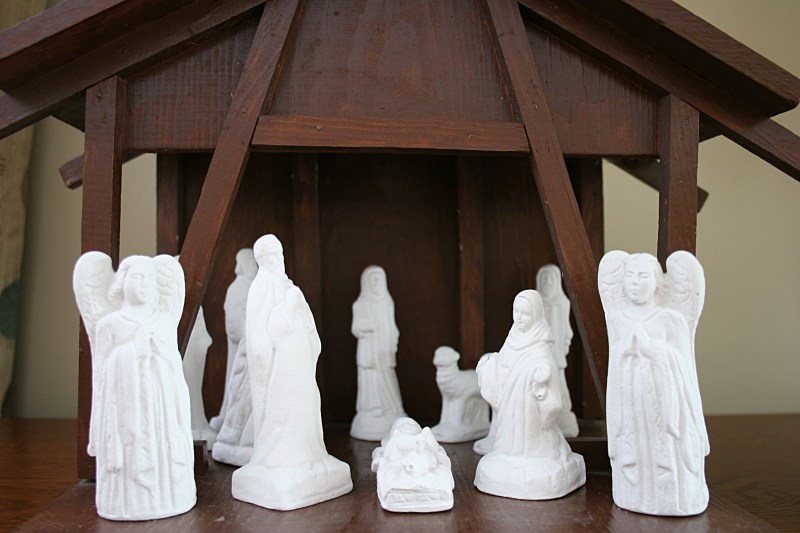 This manager scene dates back to the late 1960s or early 1970s and was handcrafted by my maternal grandfather.