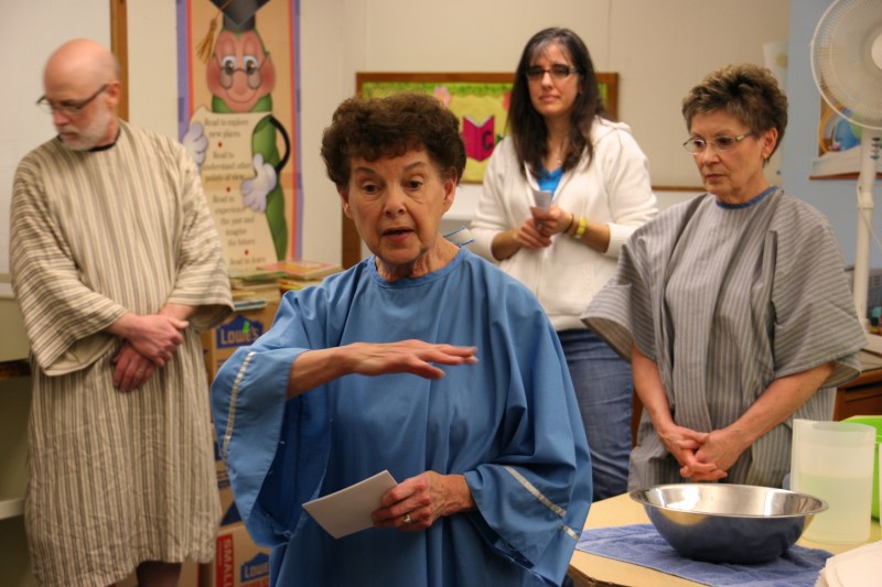 Actress Diane talks about Jesus gathering with his disciples and washing their feet.