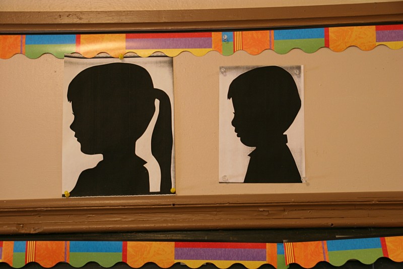 Remember making these silhouettes from black construction paper? I hadn't thought about these in decades. Janis Ray had her students create these profiles each year as a gift to their parents.