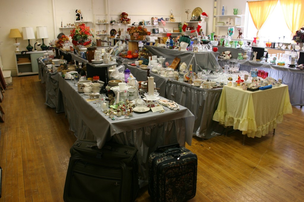 One classroom is devoted to a garage sale type space called Grandma's Attic. Here you can purchase secondhand merchandise 