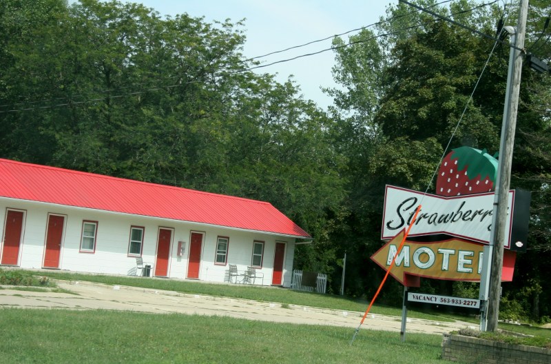 I'm not sure this motel is open anymore.