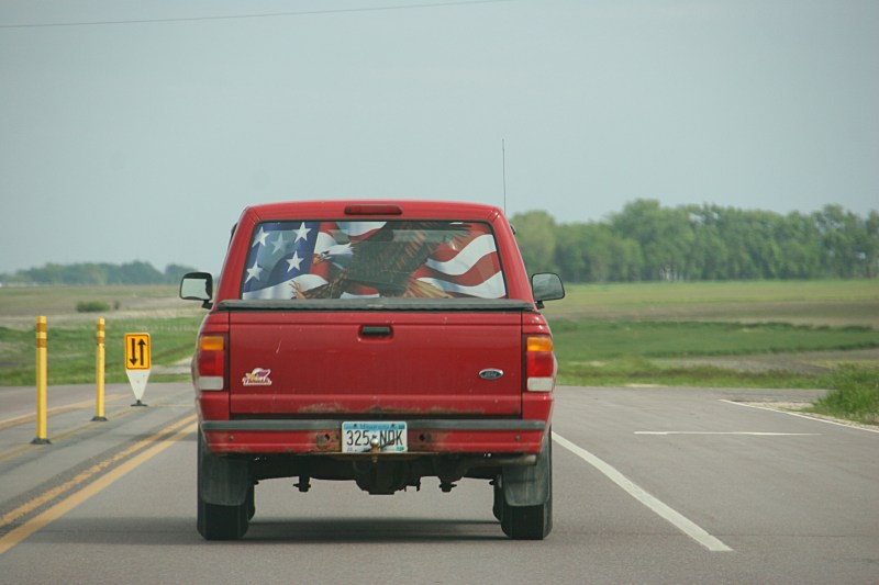 Driving eastbound on U.S. Highway 14 between Nicollet and Mankato.