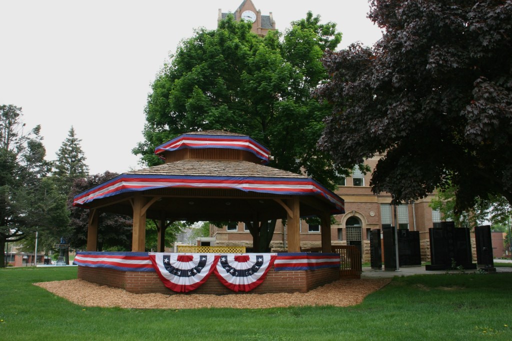 This oversized gazebo sits in the Winnebago County Courthouse square.