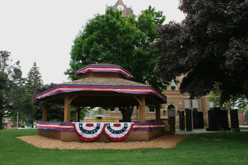 This oversized gazebo sits in the Winnebago County Courthouse square.
