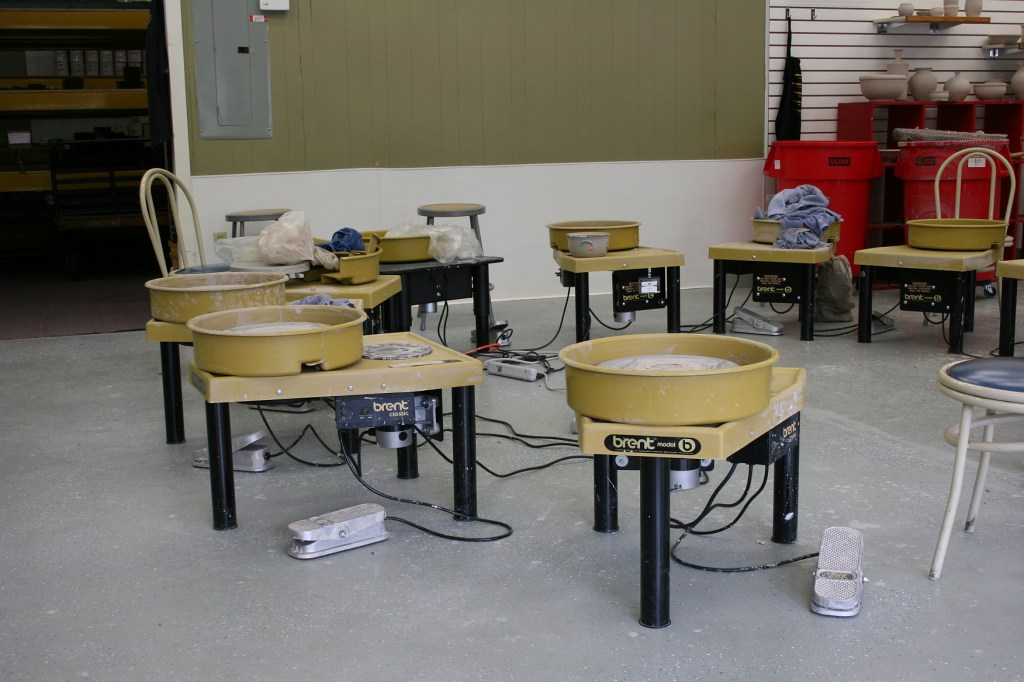 Potters were on their lunch breaks when I visited the store.