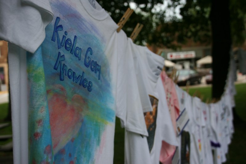 Clothesline Project, Kiela Gem