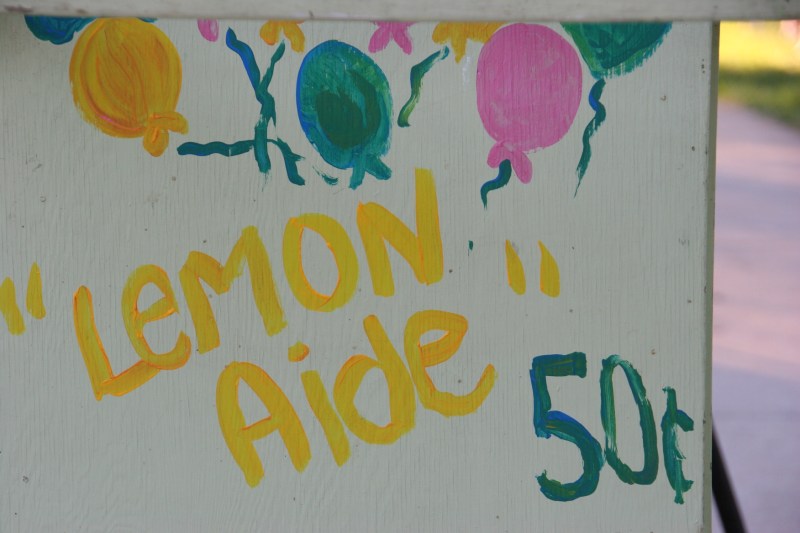 Lemonade stand details, misspelling and all.