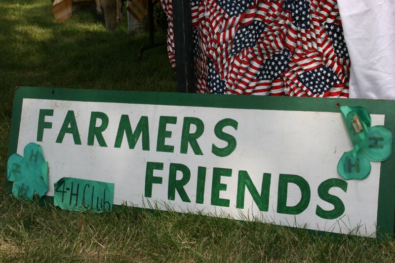 Love this grassroots sign.