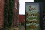 Garden, 2nd St. sign