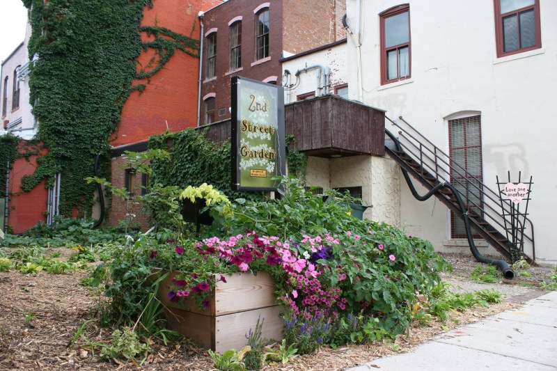 A side view of the Second Street Garden.