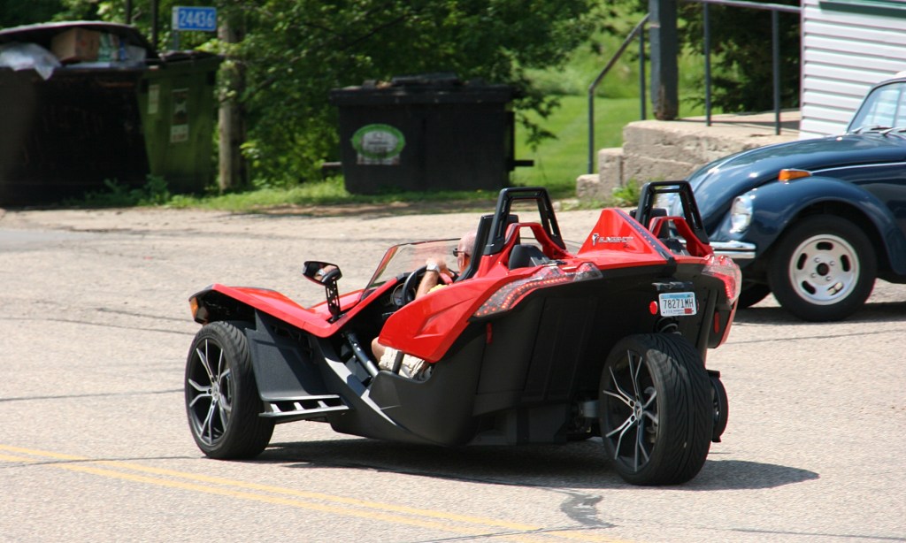 Cruising past St. Patrick's Tavern on a Sunday afternoon.