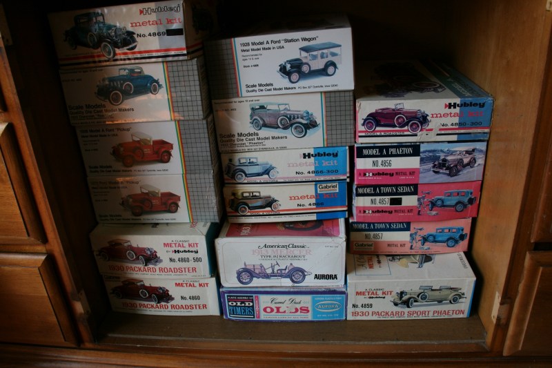 The kid in you can purchase a toy model kit.