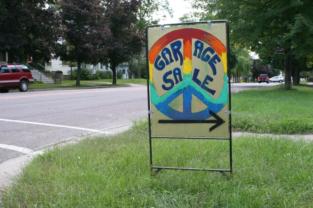 Peace symbol sign, tie-dyed