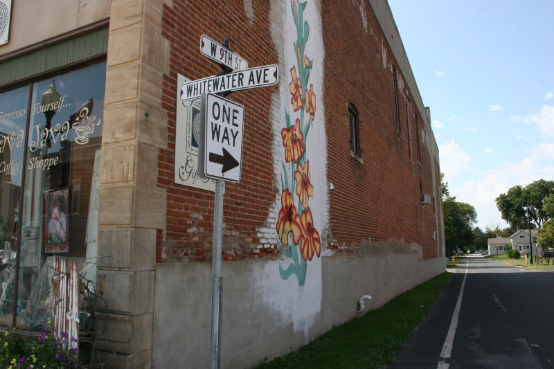 The mural deserves close-up attention. I appreciate unexpected art like this.