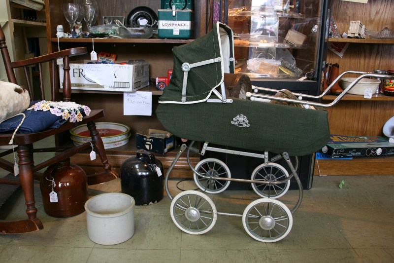 If only I still had that toy buggy in which I pushed dolls and cats dressed in doll clothes.