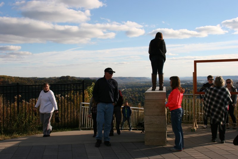 Grandad's Bluff, 86 standing atop post to take photo