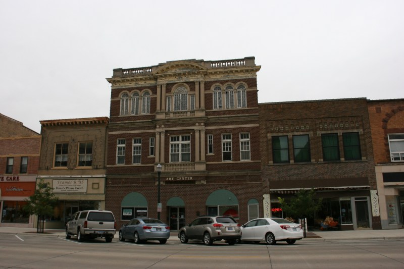The Art Center is currently in a building across the street from the bank.