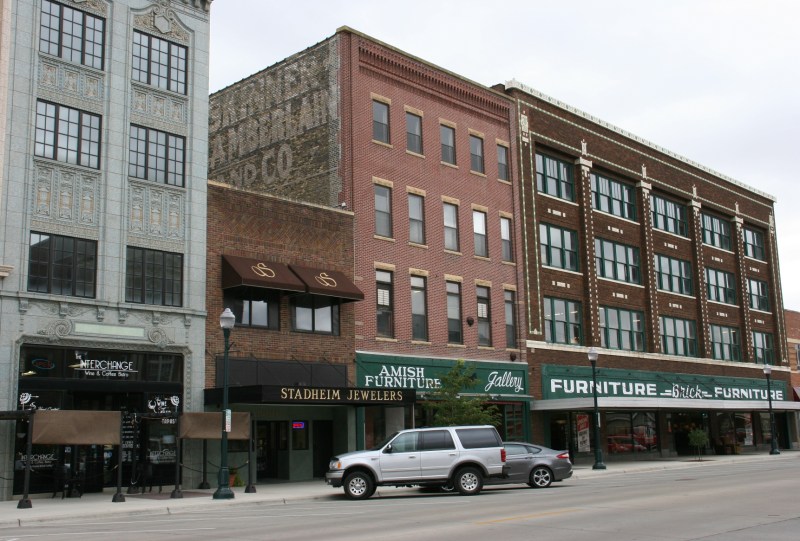 Historic buildings in Albert Lea, 89 interchange to furniture store
