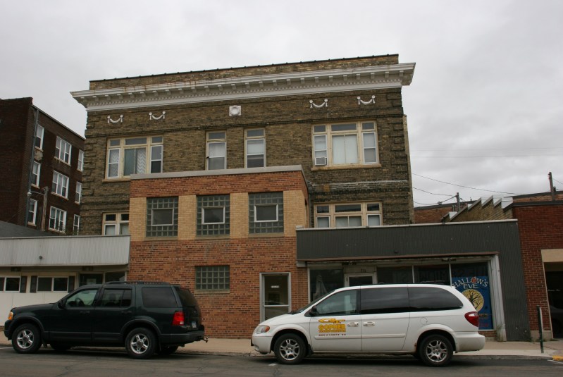 Downtown Albert Lea boasts a downtown Commercial Historic District with stunning architecture.