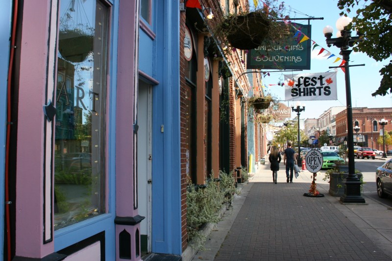 Pearl Street in historic downtown La Crosse, Wisconsin.