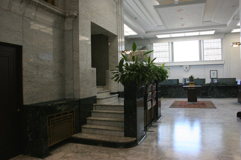 Green marble from Greece and white marble from Italy.