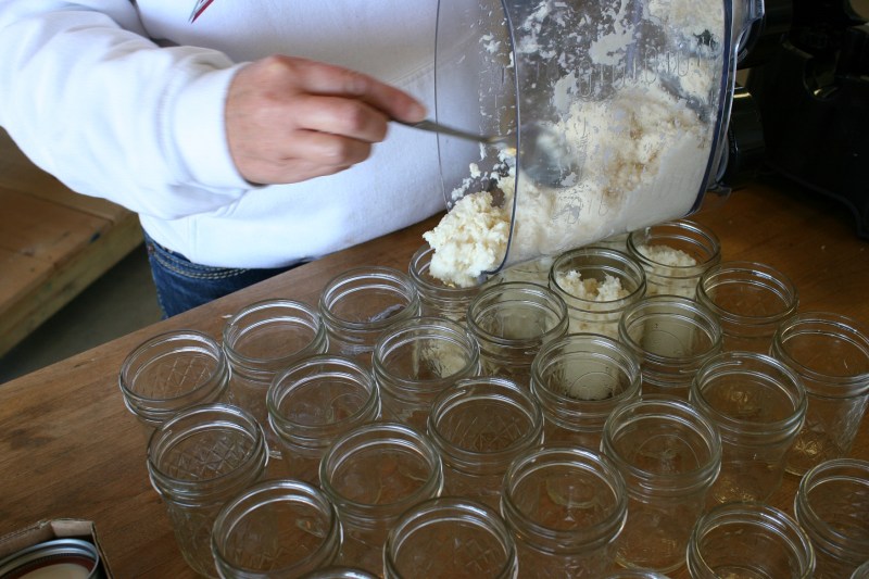 STEP NINE: Filling jars.