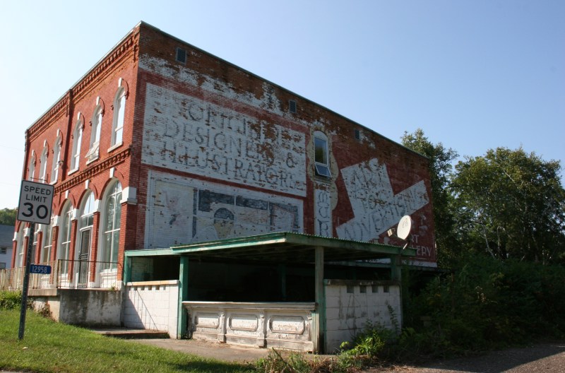 My first view of the former Weaver Mercantile and Noble Studio & Galleries.
