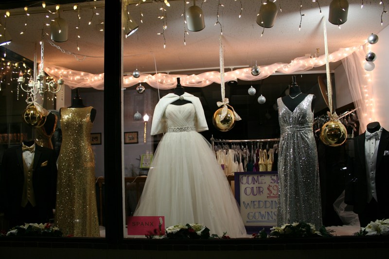 Wedding and party glam spotlighted at Weddings by Deb.