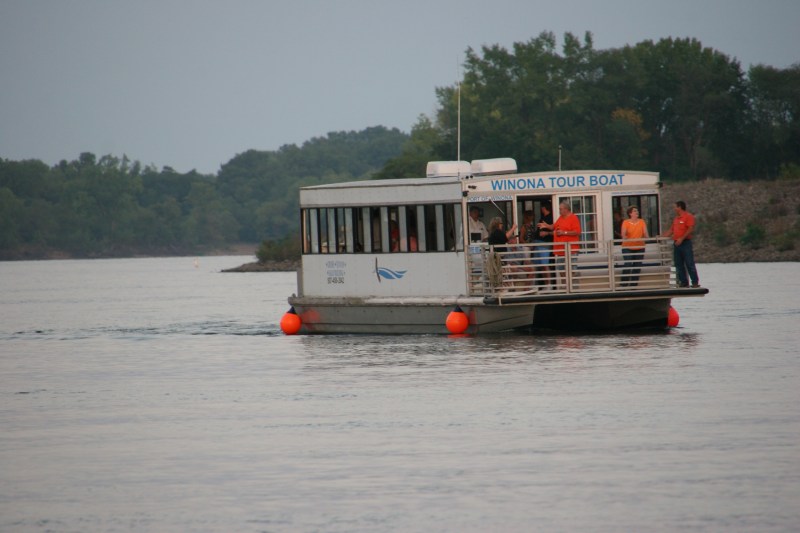 The Winona Tour Boat offers river cruises. Minnesota Prairie Roots photo September 2015.