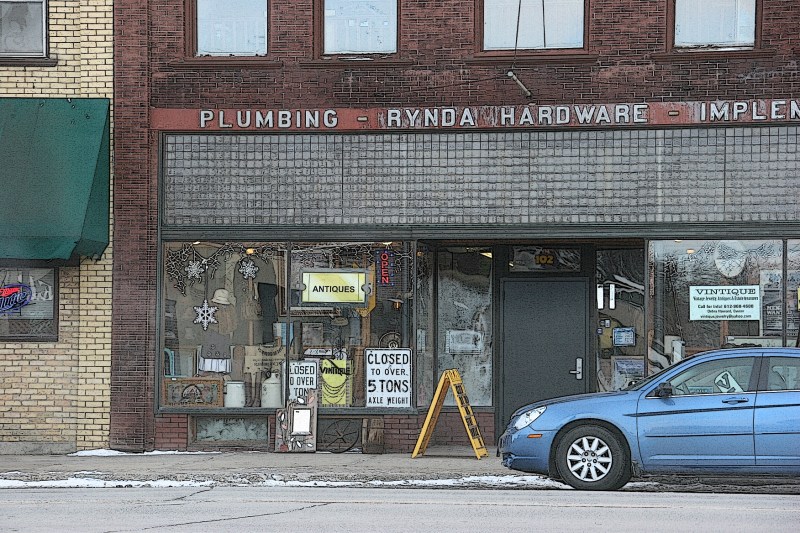 Since my last visit to New Prague, an antique shop has opened in this former hardware store. The shop holds a large collection of vinyl records and vintage Czech jewelry.
