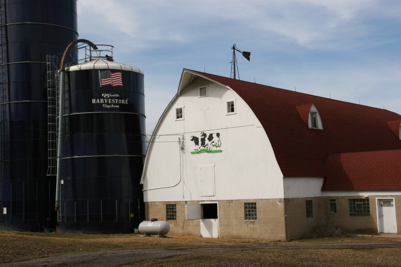 Rural Minnesota, 110 barn & Harverstore silos