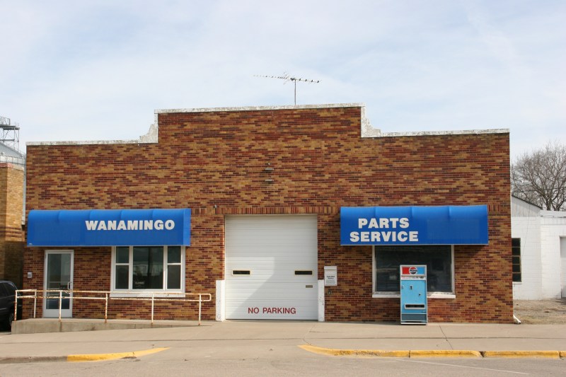 Small town Wanamingo, 37 parts service