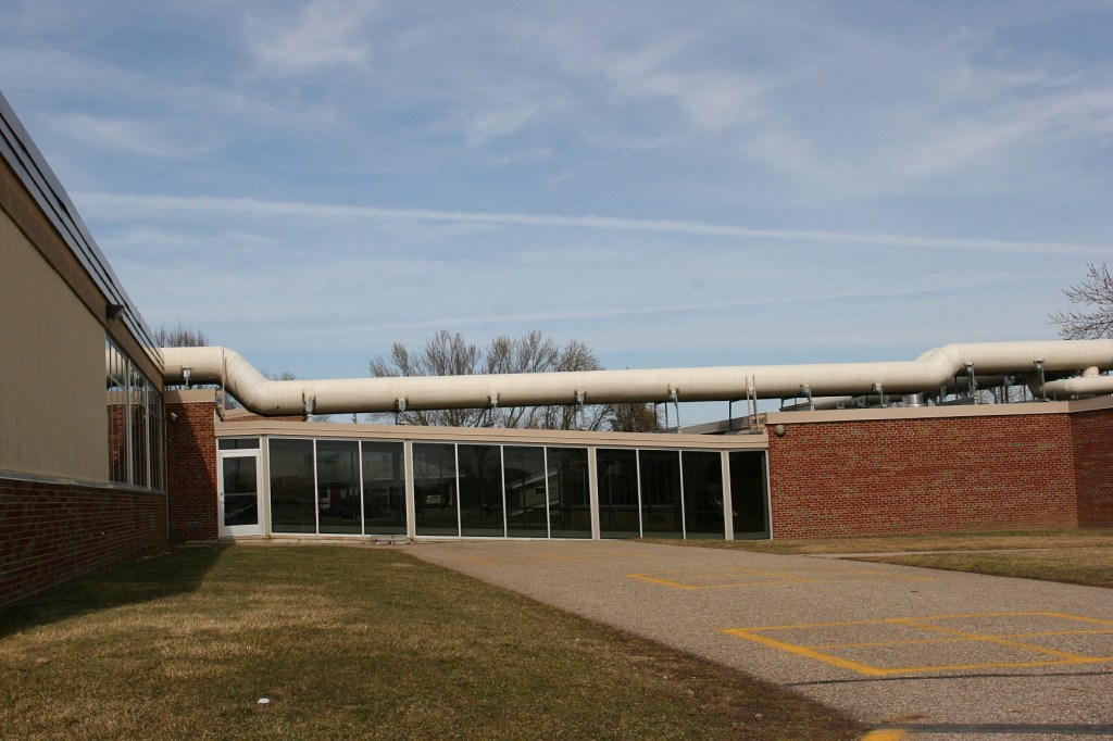 Small town Wanamingo, 47 elementary school