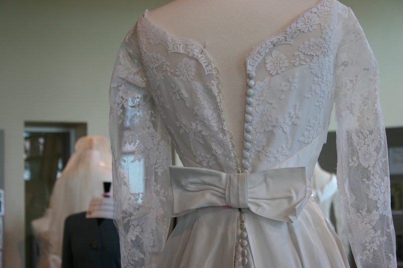 Some dresses could not be fully closed on the fuller forms.