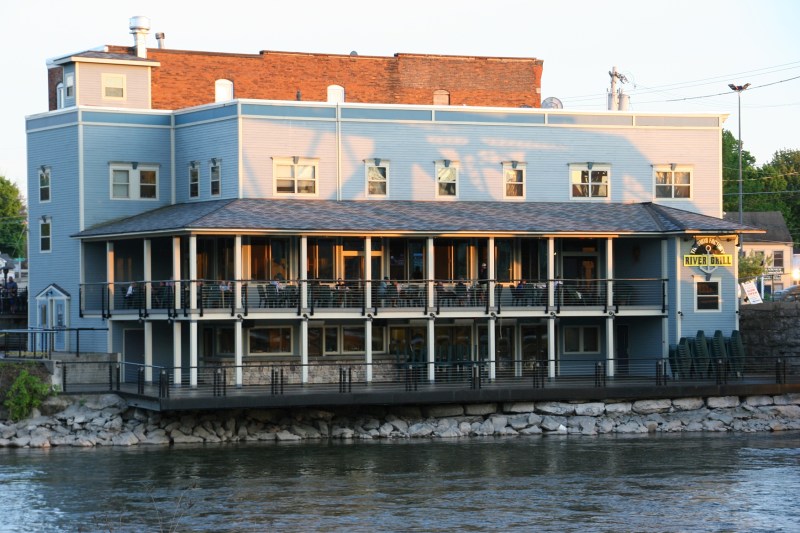 On the list of dining options, Suds Factory River Grill.