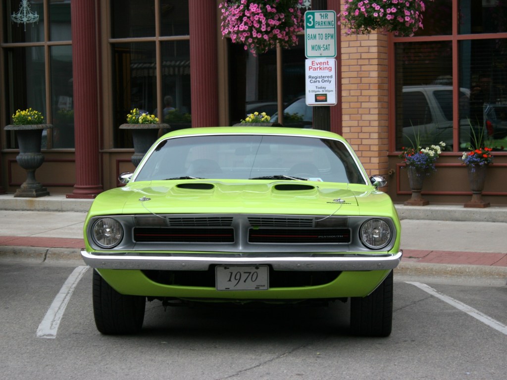 I was naturally drawn to this car because, as a teen, my bedroom was painted lime green. I still love that vibrant hue.