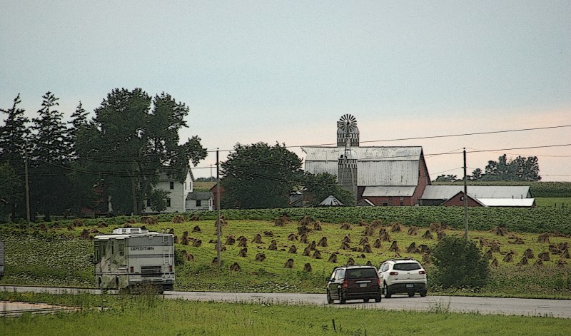 What a contrast in this scene: modern and Amish.